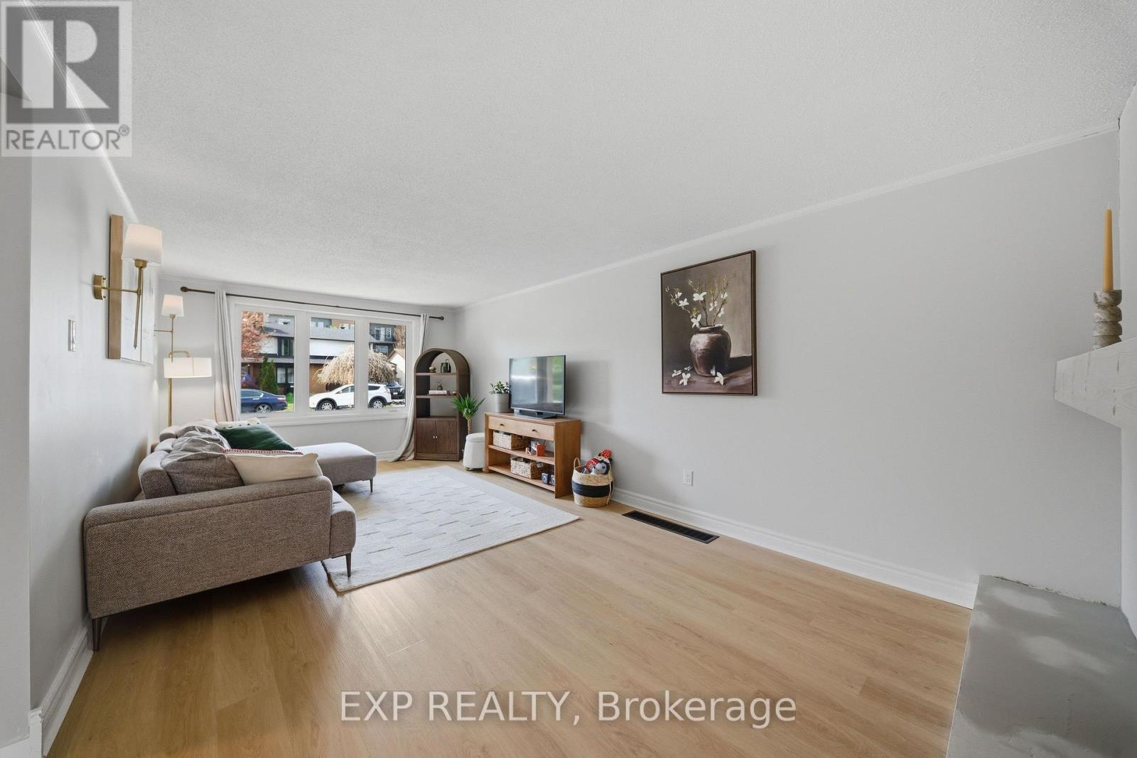 2333 Cotters Crescent, Ottawa, Ontario  K1V 8Y7 - Photo 8 - X13146828