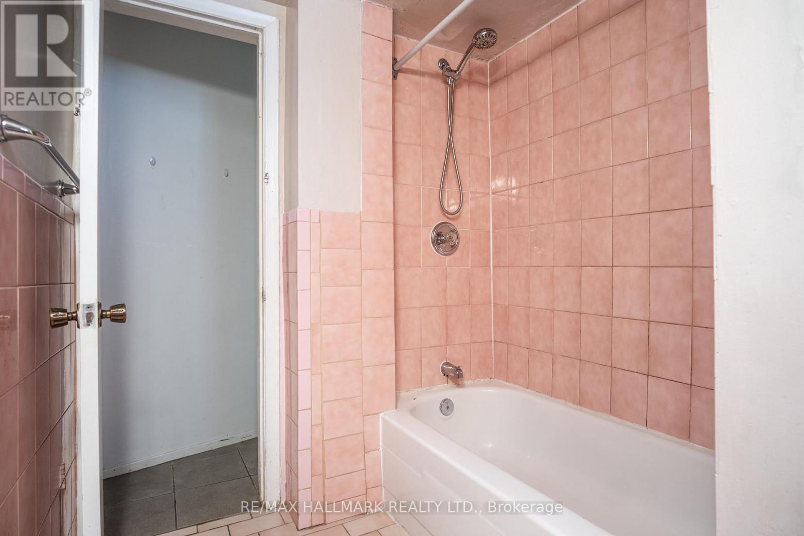 Basement - 399 Lawrence Avenue W, Toronto, Ontario M5M 1C1 - Photo 19 - C13125038