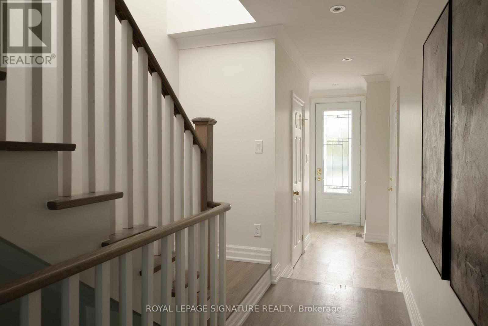 98 Dallimore Circle, Toronto, Ontario  M3C 4C5 - Photo 2 - C13145064