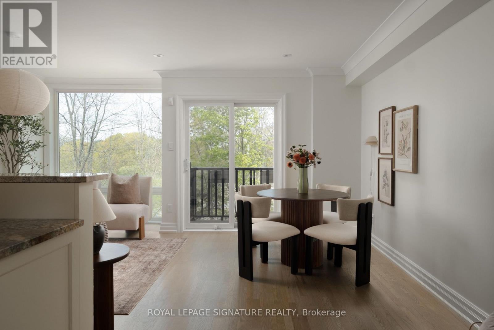 98 Dallimore Circle, Toronto, Ontario  M3C 4C5 - Photo 5 - C13145064