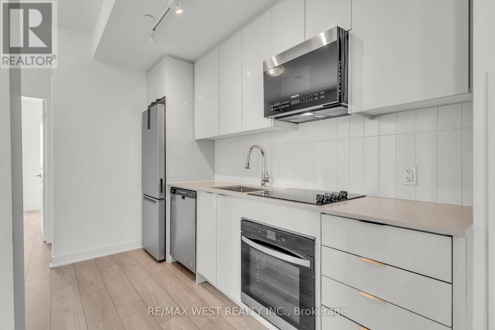 907 - 2920 Hwy 7 Road, Vaughan, Ontario L4K 0P4 - Photo 14 - N13144688