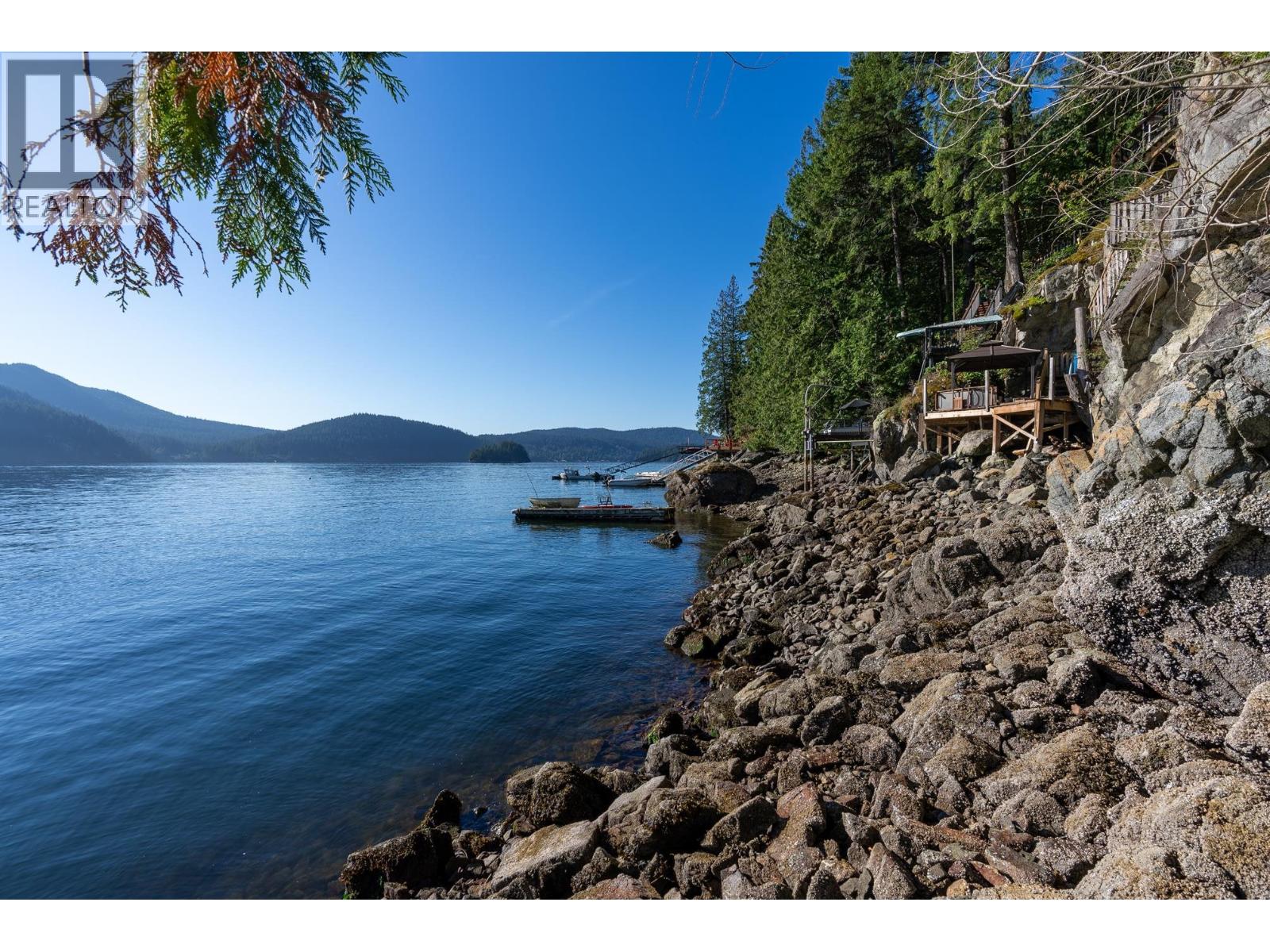 316 Sasamat Lane, North Vancouver, British Columbia  V7G 2S4 - Photo 10 - R3125274