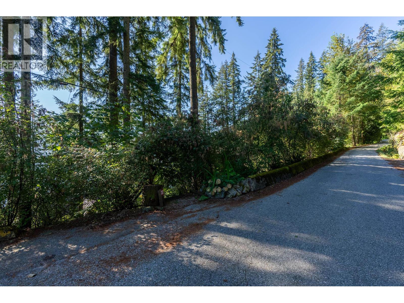 316 Sasamat Lane, North Vancouver, British Columbia  V7G 2S4 - Photo 25 - R3125274