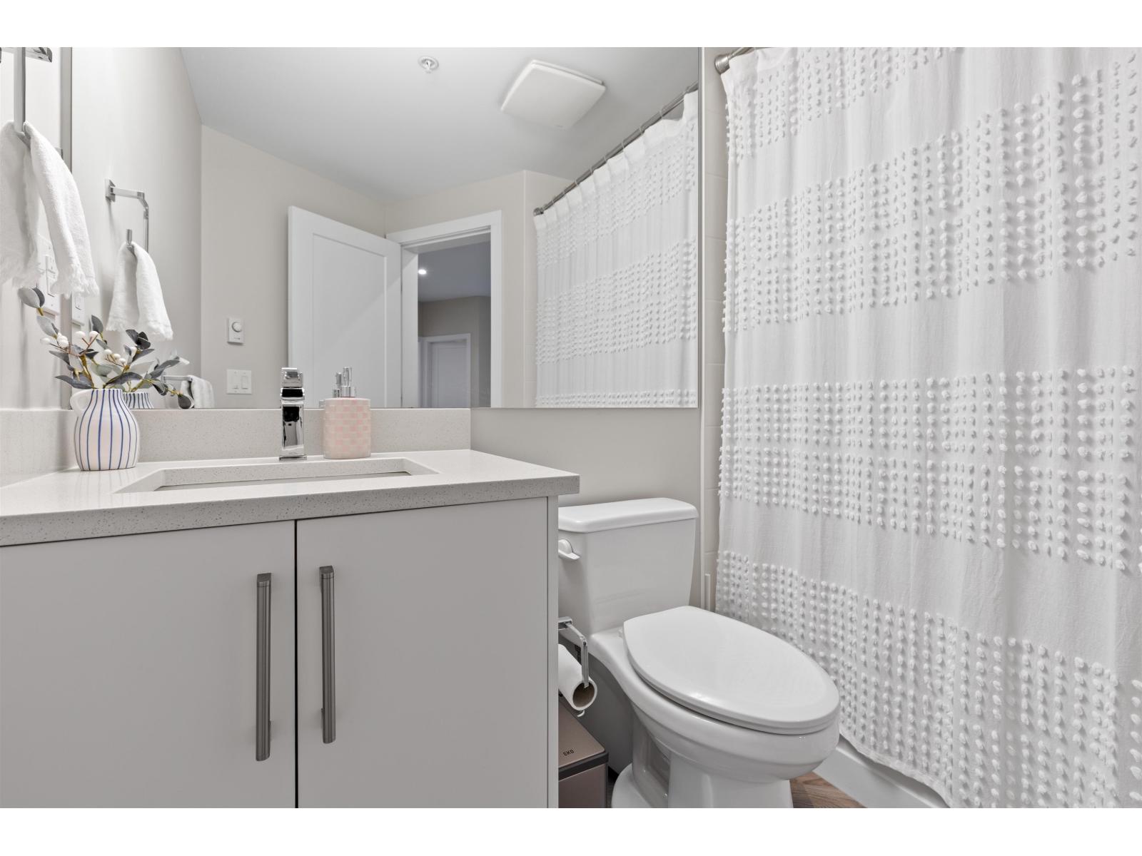201 15436 31 Avenue, Surrey, British Columbia  V3Z 1H3 - Photo 11 - R3125338