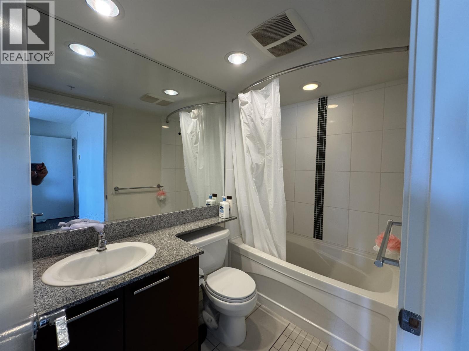 612 5811 No. 3 Road, Richmond, British Columbia  V6X 2C9 - Photo 12 - R3125262
