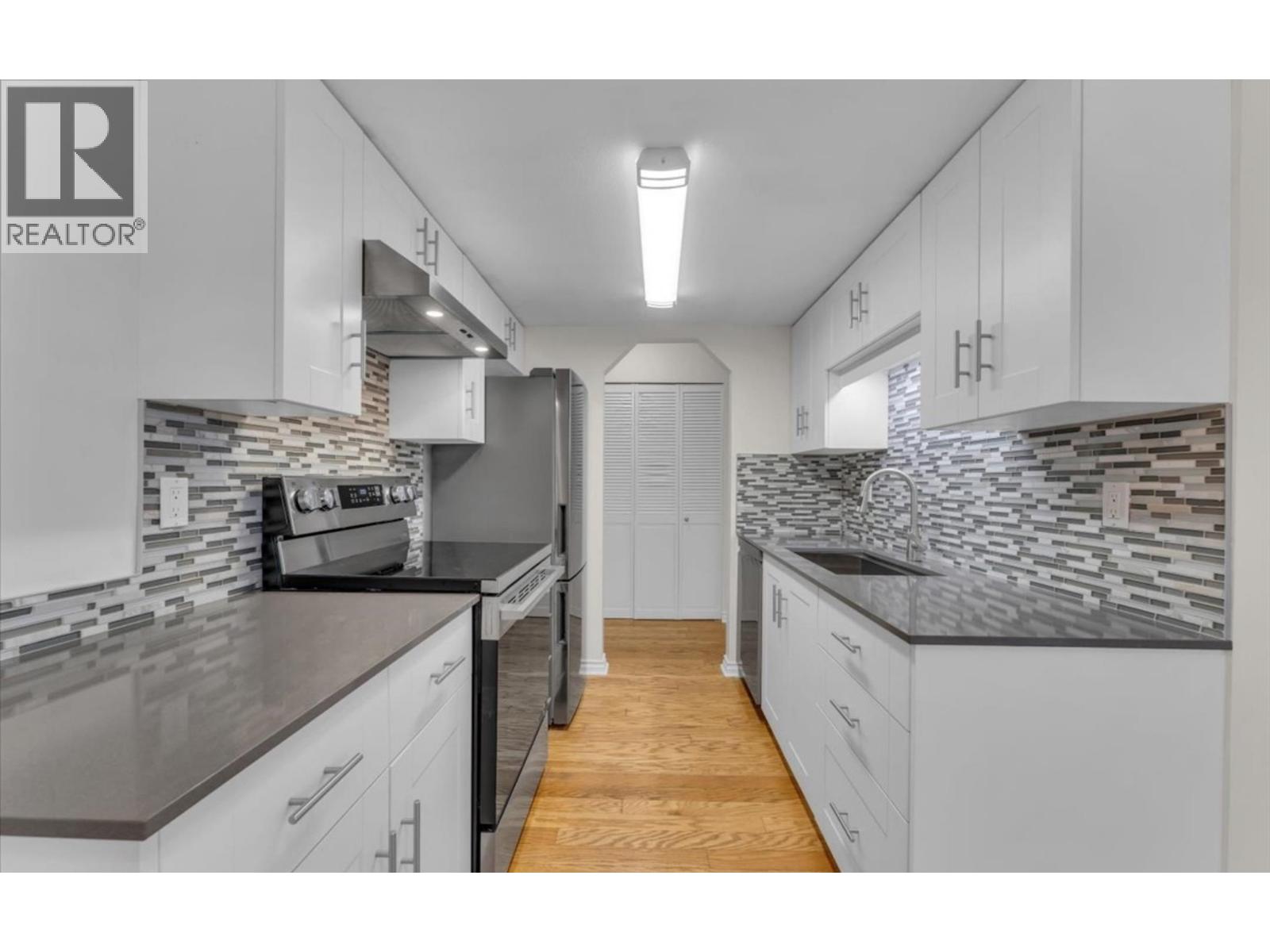 104 1641 WOODLAND DRIVE, Vancouver, British Columbia