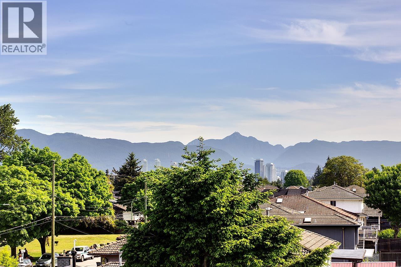 205 7908 Graham Avenue, Burnaby, British Columbia  V3N 1V9 - Photo 33 - R3125290