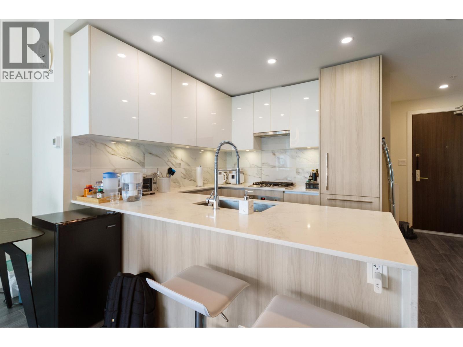 2408 5333 Goring Street, Burnaby, British Columbia  V5B 0B6 - Photo 8 - R3125294