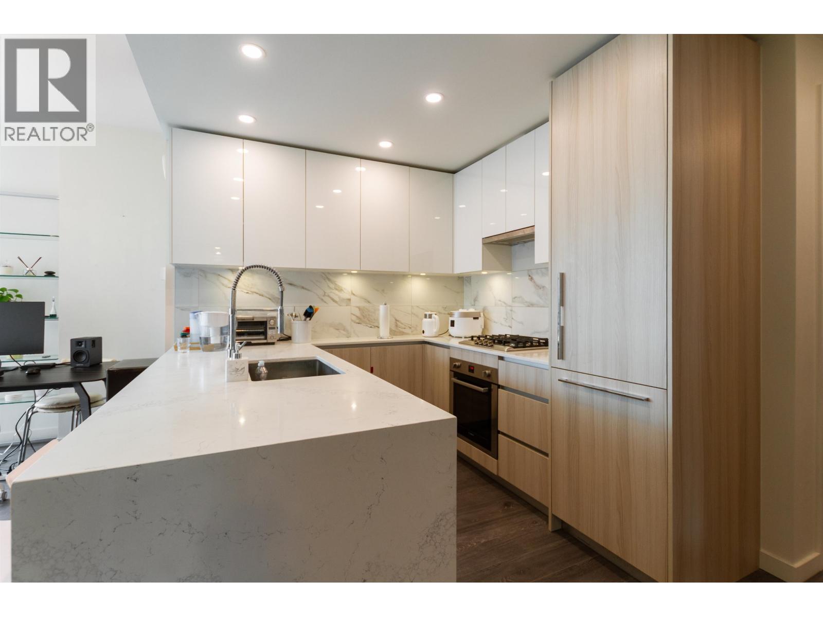 2408 5333 Goring Street, Burnaby, British Columbia  V5B 0B6 - Photo 9 - R3125294
