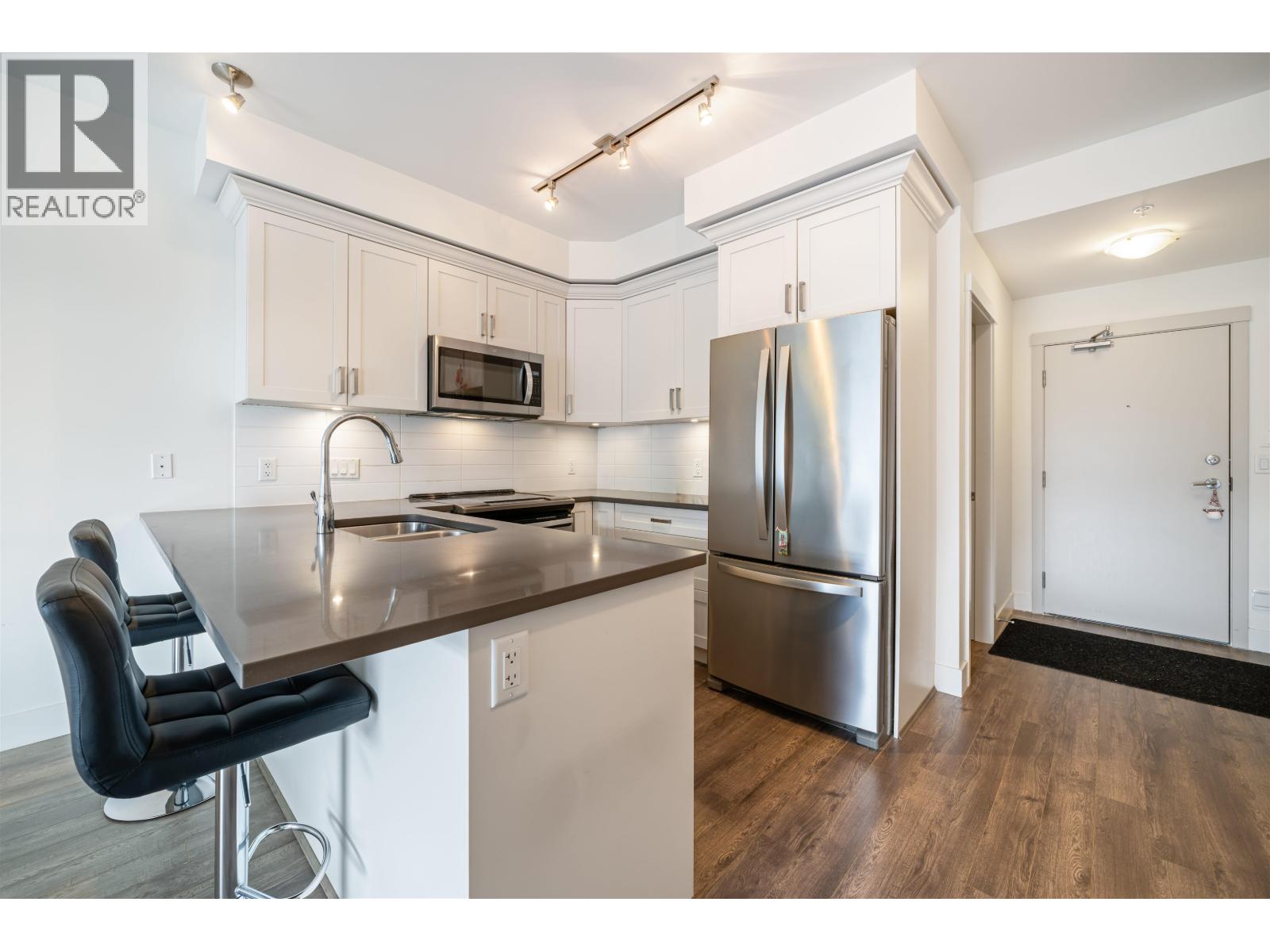 314 2436 Kelly Avenue, Port Coquitlam, British Columbia  V3C 1Y4 - Photo 2 - R3125298