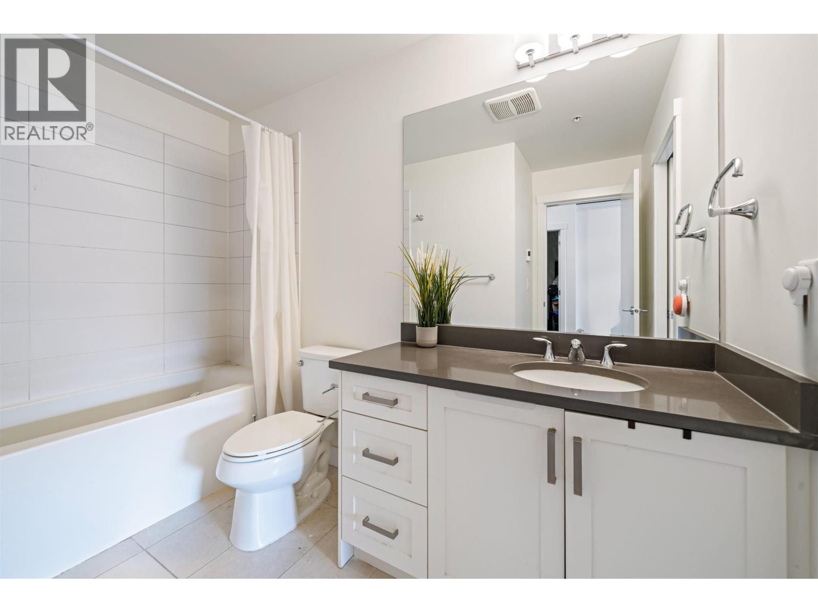 314 2436 Kelly Avenue, Port Coquitlam, British Columbia  V3C 1Y4 - Photo 9 - R3125298