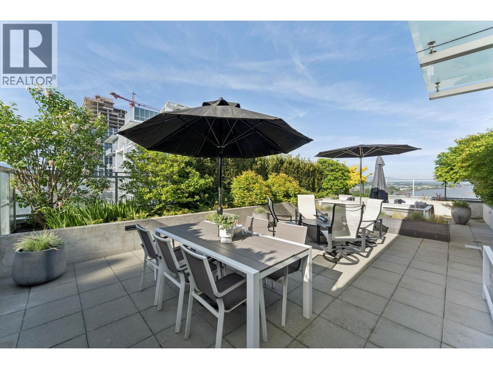Ph2 200 Nelson's Crescent, New Westminster, British Columbia  V3L 0H9 - Photo 1 - R3125307