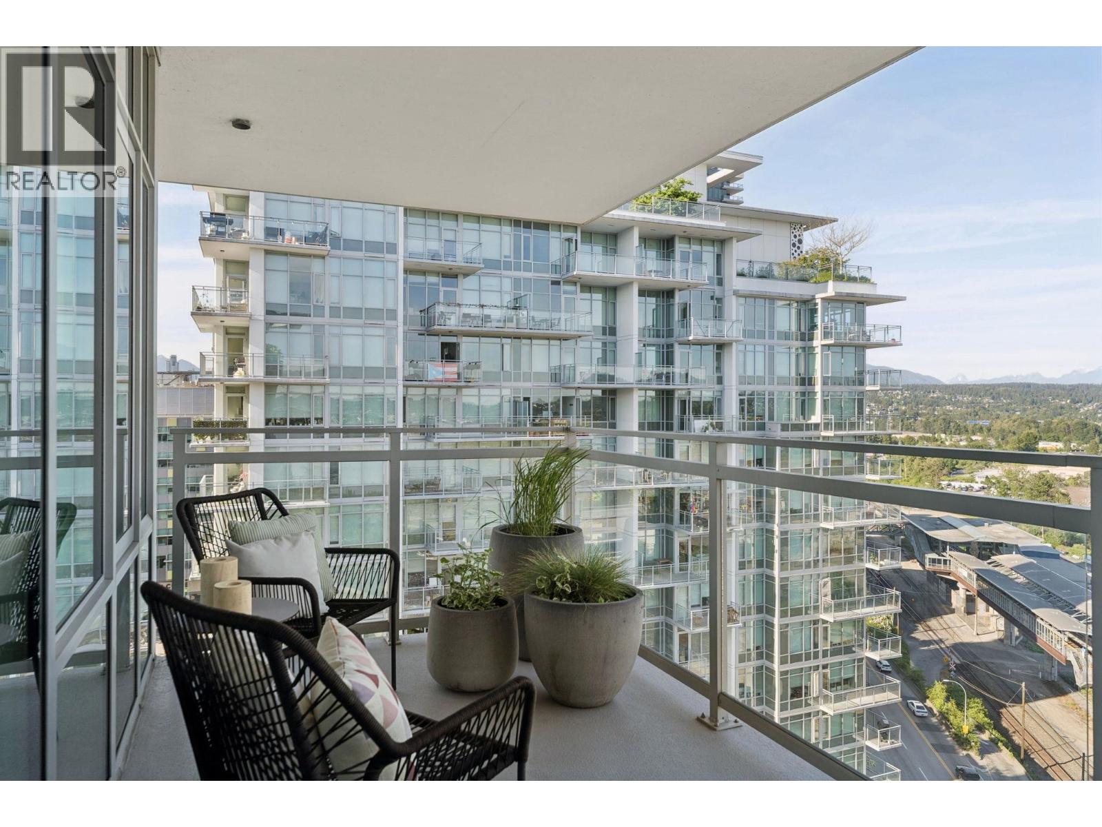 Ph2 200 Nelson's Crescent, New Westminster, British Columbia  V3L 0H9 - Photo 22 - R3125307