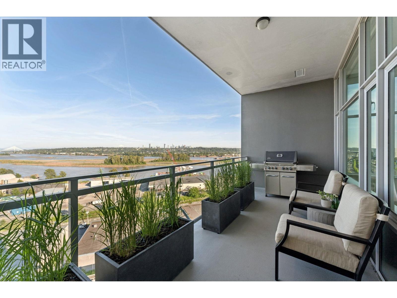Ph2 200 Nelson's Crescent, New Westminster, British Columbia  V3L 0H9 - Photo 8 - R3125307