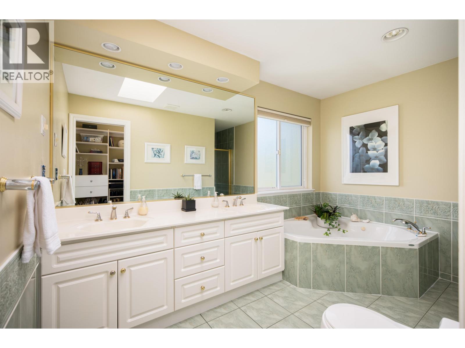228 W Kings Road, North Vancouver, British Columbia  V7N 2L9 - Photo 22 - R3125280