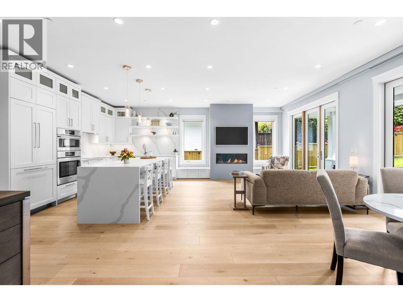 6560 Nelson Avenue, West Vancouver, British Columbia  V7W 2A9 - Photo 11 - R3125295