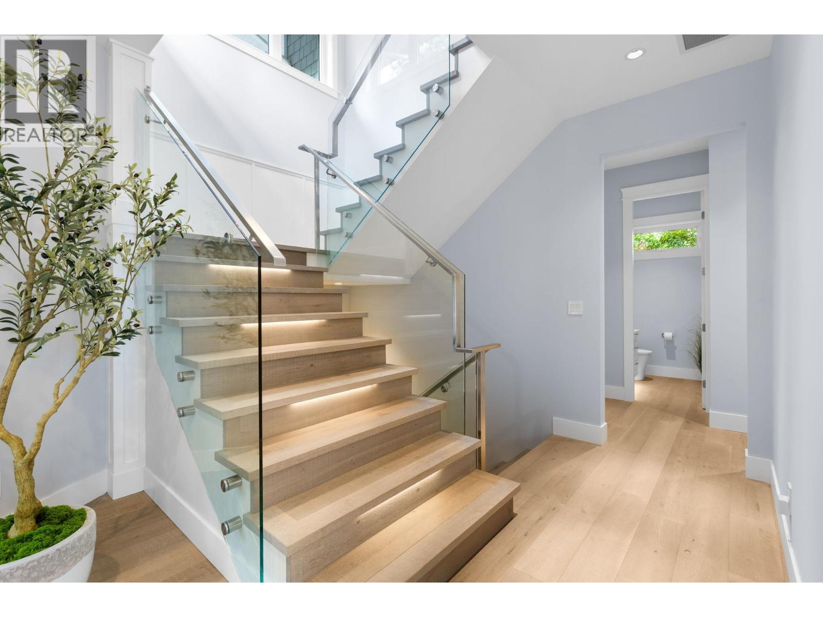 6560 Nelson Avenue, West Vancouver, British Columbia  V7W 2A9 - Photo 14 - R3125295