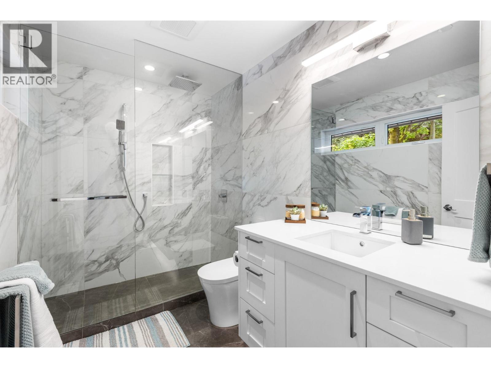 6560 Nelson Avenue, West Vancouver, British Columbia  V7W 2A9 - Photo 22 - R3125295