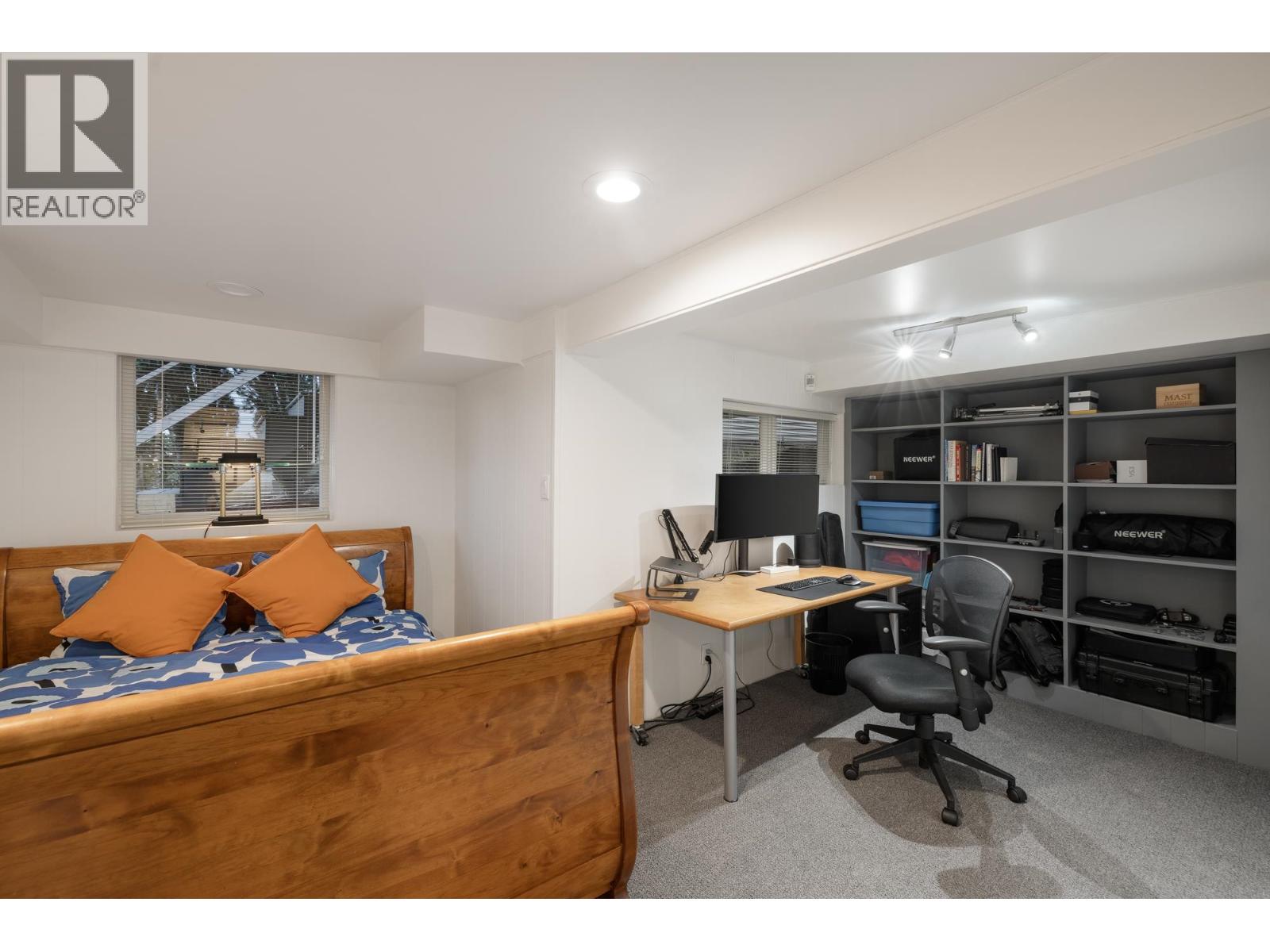402 Brand Street, North Vancouver, British Columbia  V7N 1E9 - Photo 36 - R3125336