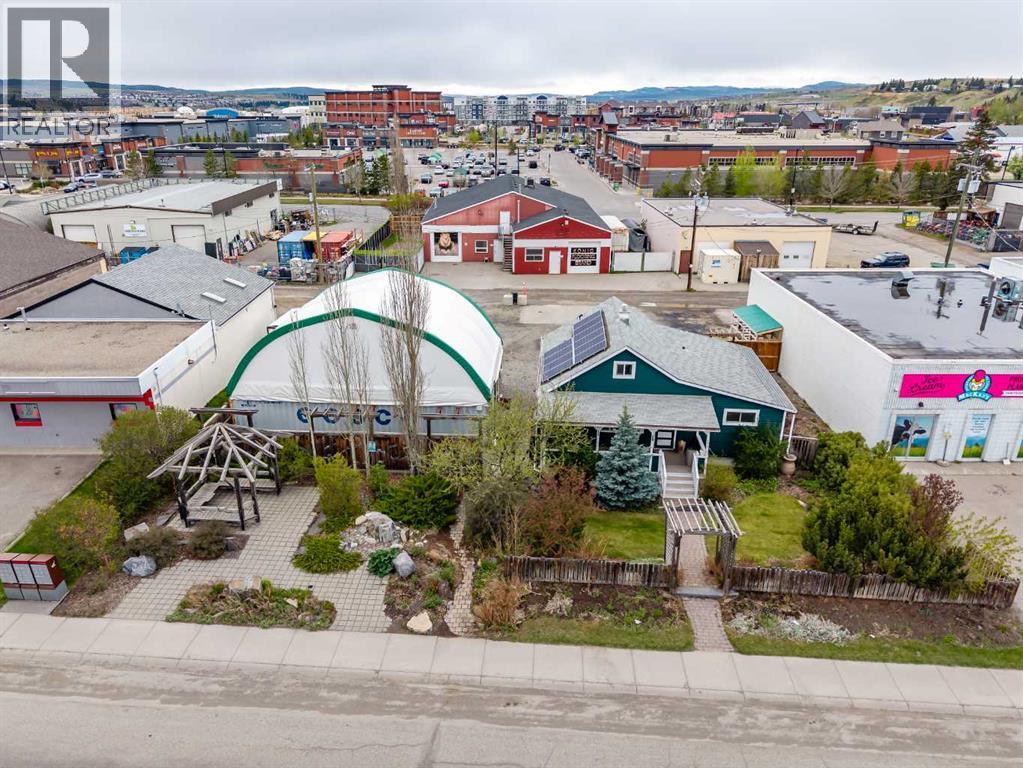 125b River Avenue, Cochrane, Alberta  T4C 2C2 - Photo 4 - A2312626
