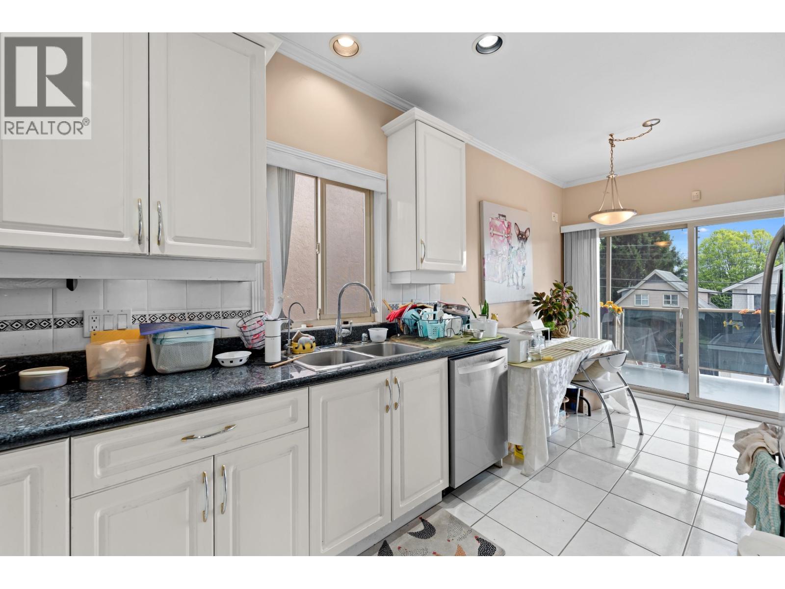 104 E 63rd Avenue, Vancouver, British Columbia  V5X 2J6 - Photo 12 - R3125354