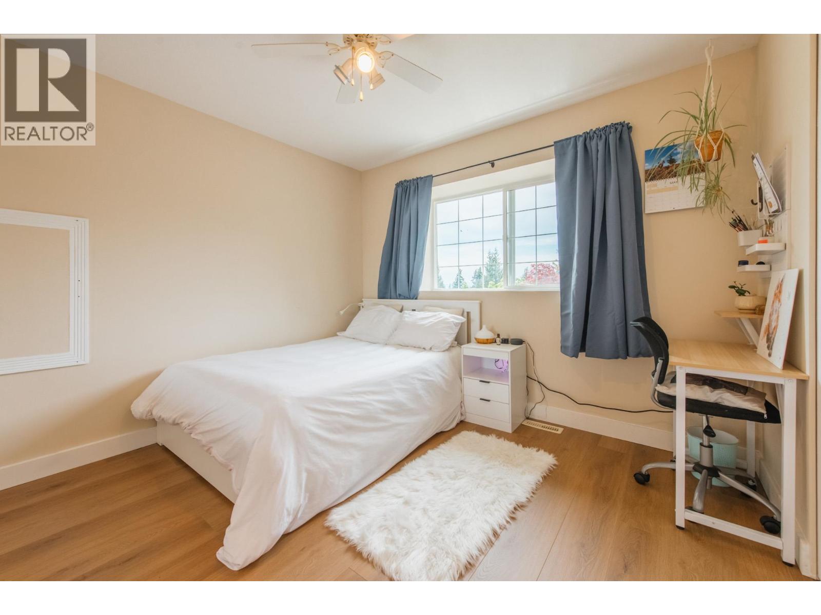 5656 Cook Place, Sechelt, British Columbia  V7Z 0M7 - Photo 18 - R3125355