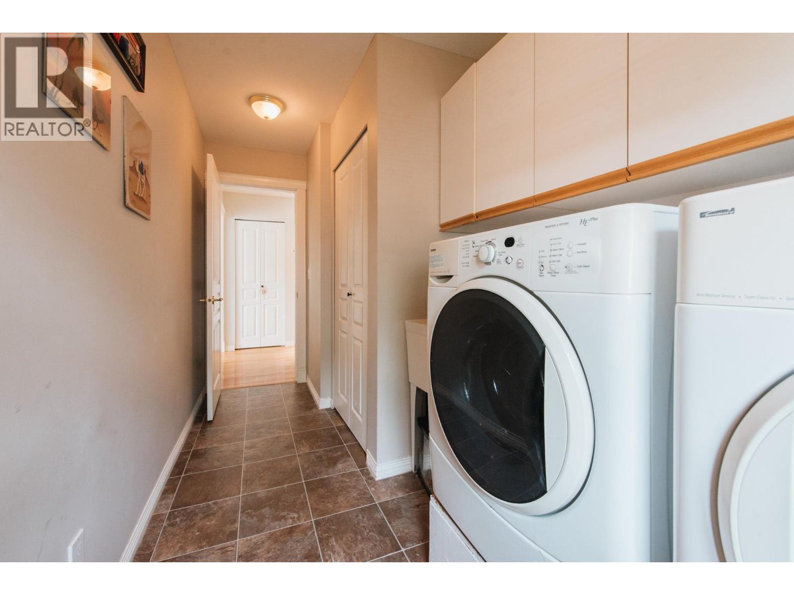 5656 Cook Place, Sechelt, British Columbia  V7Z 0M7 - Photo 28 - R3125355