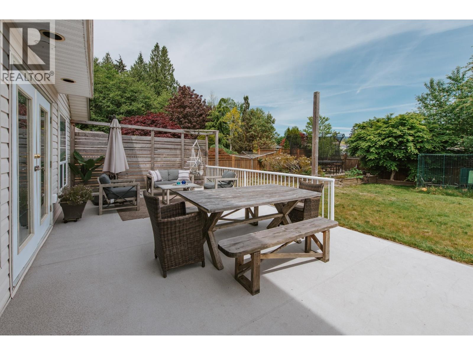 5656 Cook Place, Sechelt, British Columbia  V7Z 0M7 - Photo 33 - R3125355