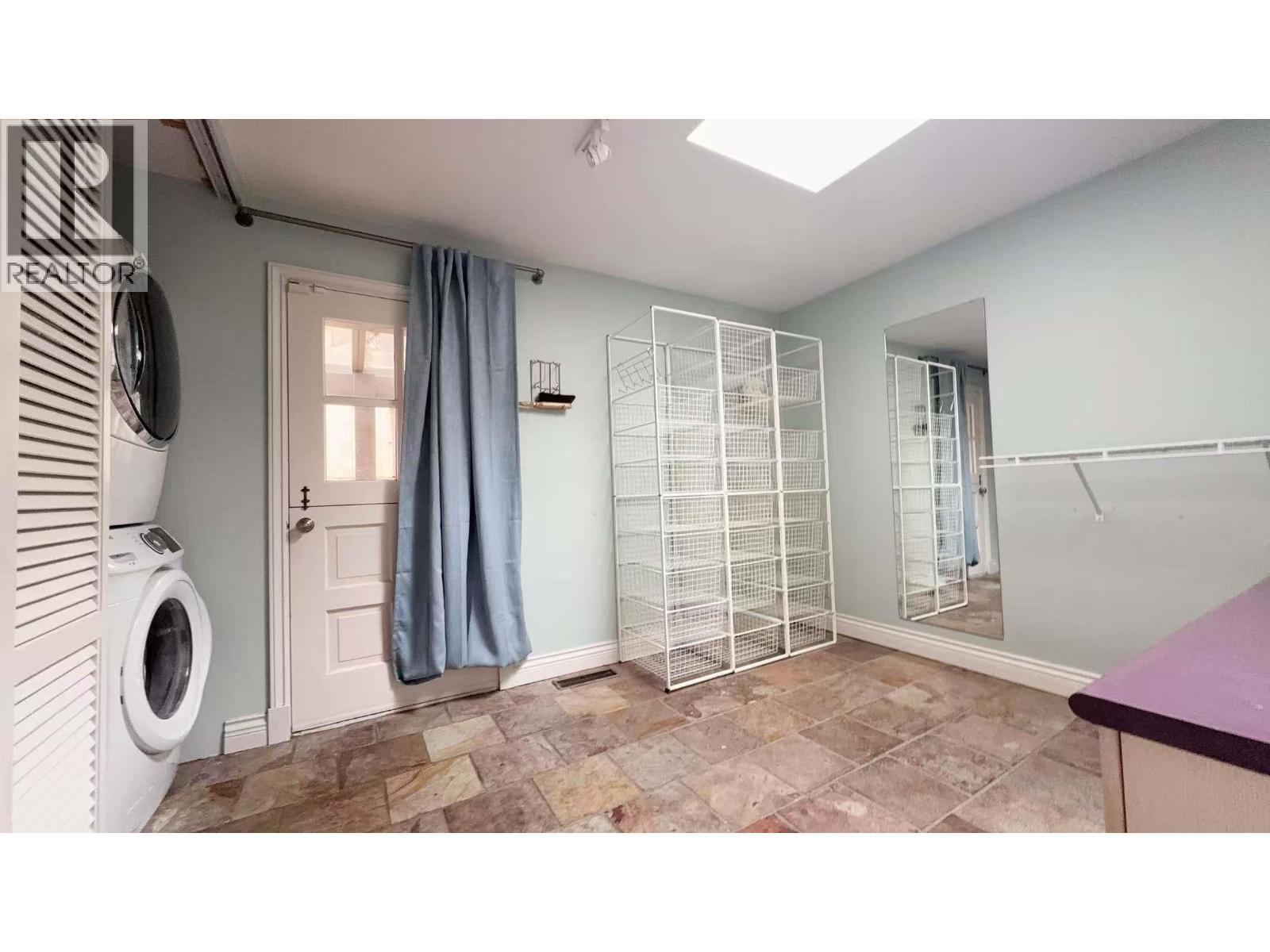 1105 Eyremount Drive, West Vancouver, British Columbia  V7S 2B9 - Photo 11 - R3125305