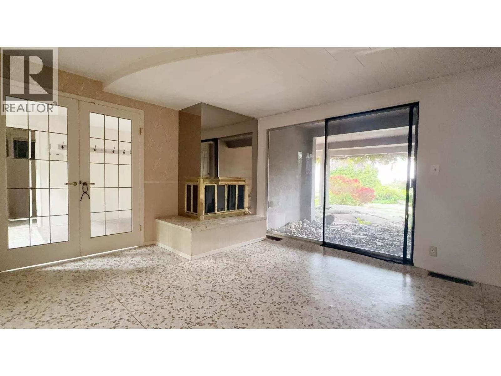 1105 Eyremount Drive, West Vancouver, British Columbia  V7S 2B9 - Photo 12 - R3125305