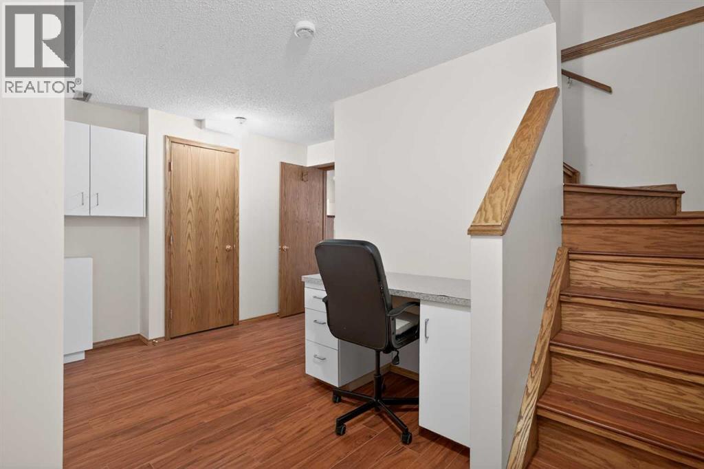 84 Shawbrooke Circle SW, Calgary, Alberta  T2Y 3A1 - Photo 34 - A2311357