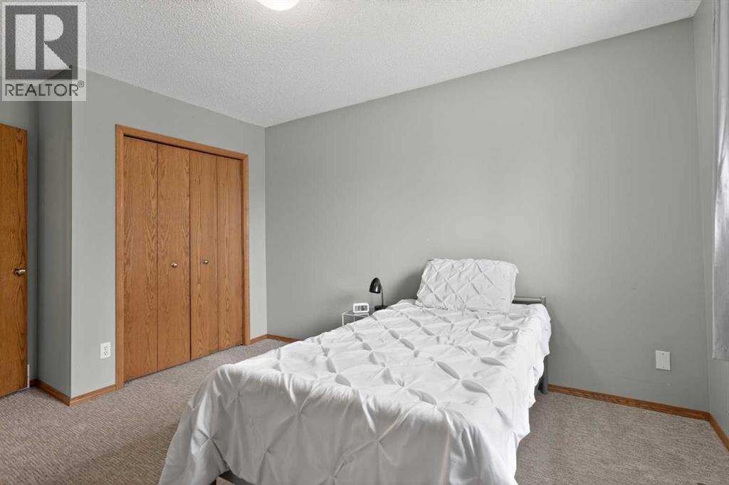 84 Shawbrooke Circle SW, Calgary, Alberta  T2Y 3A1 - Photo 30 - A2311357