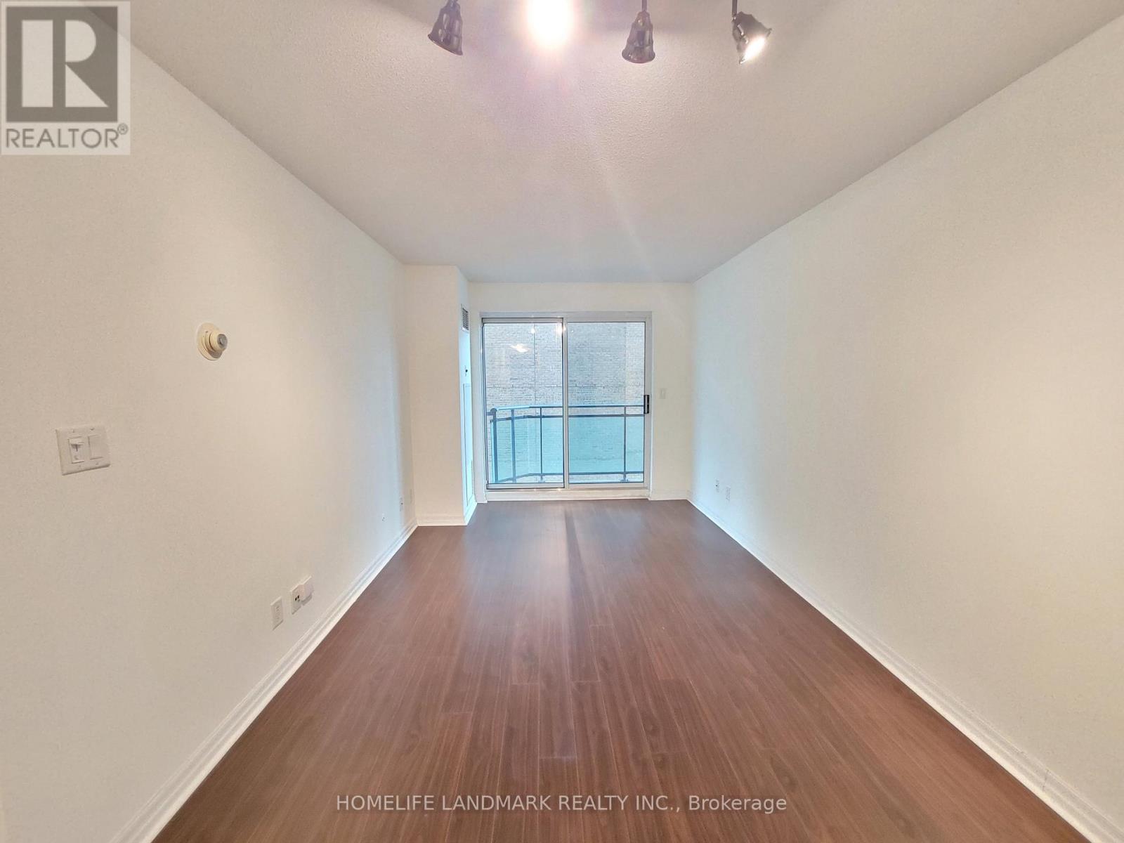 912 - 300 Bloor Street E, Toronto, Ontario M4W 3S2 - Photo 2 - C13146854