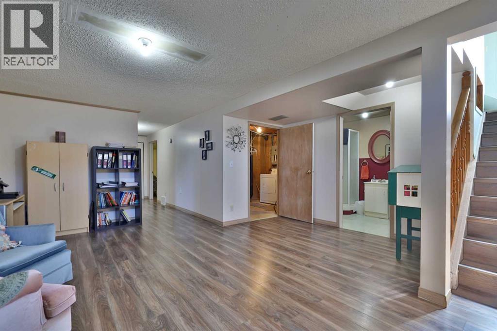 3305 Erickson Drive, Camrose, Alberta  T4V 3X1 - Photo 20 - A2311573