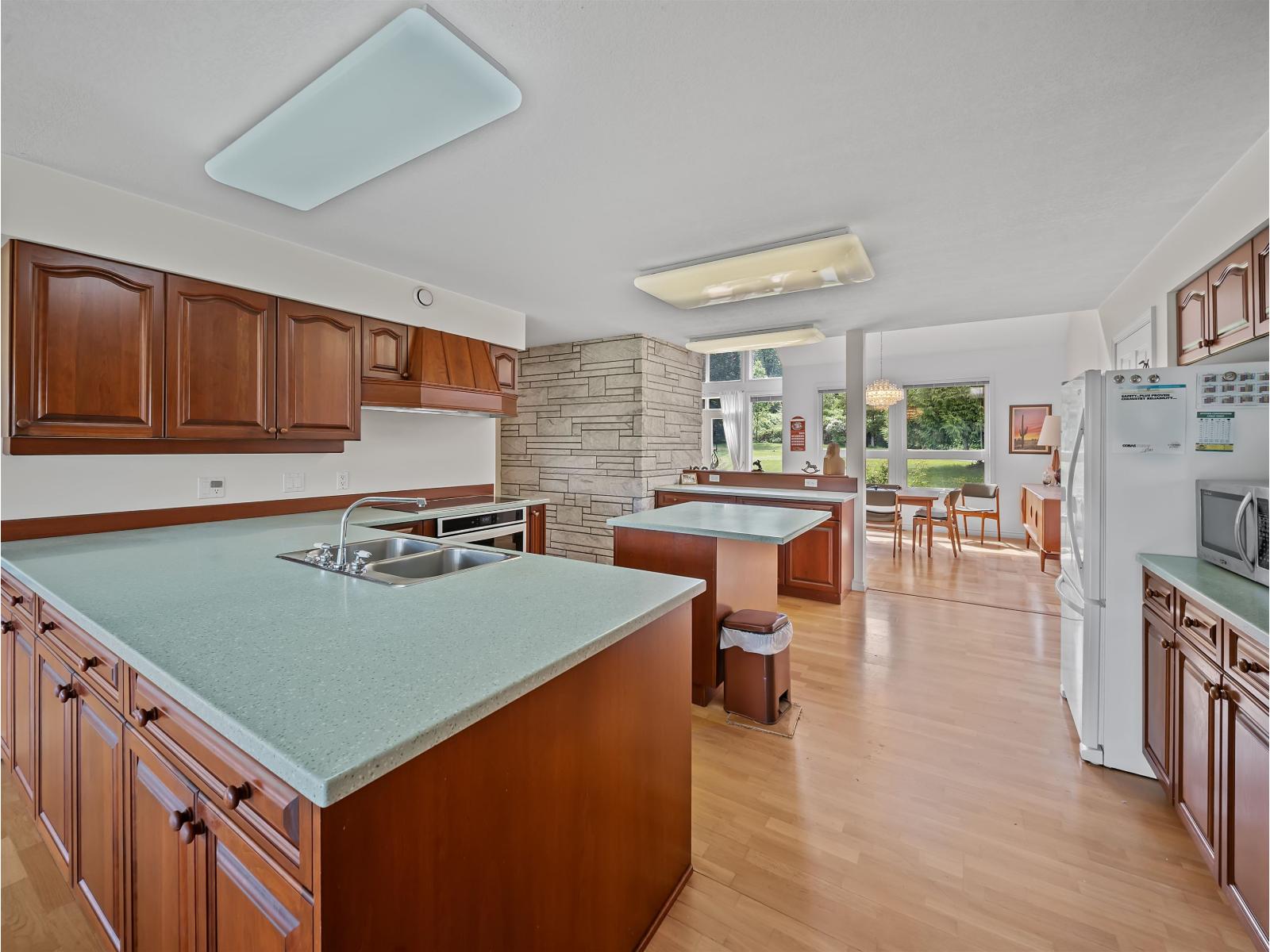 29598 Galahad Crescent, Abbotsford, British Columbia  V4X 2E4 - Photo 12 - R3125147