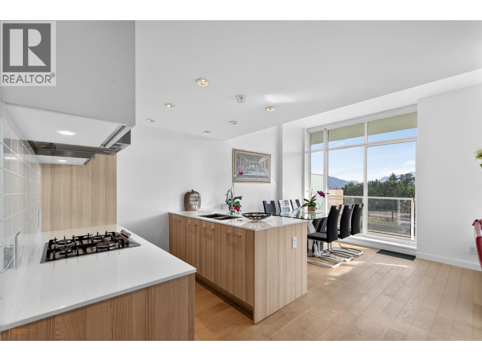 312 2220 Kingsway, Vancouver, British Columbia  V5N 2T7 - Photo 5 - R3124793