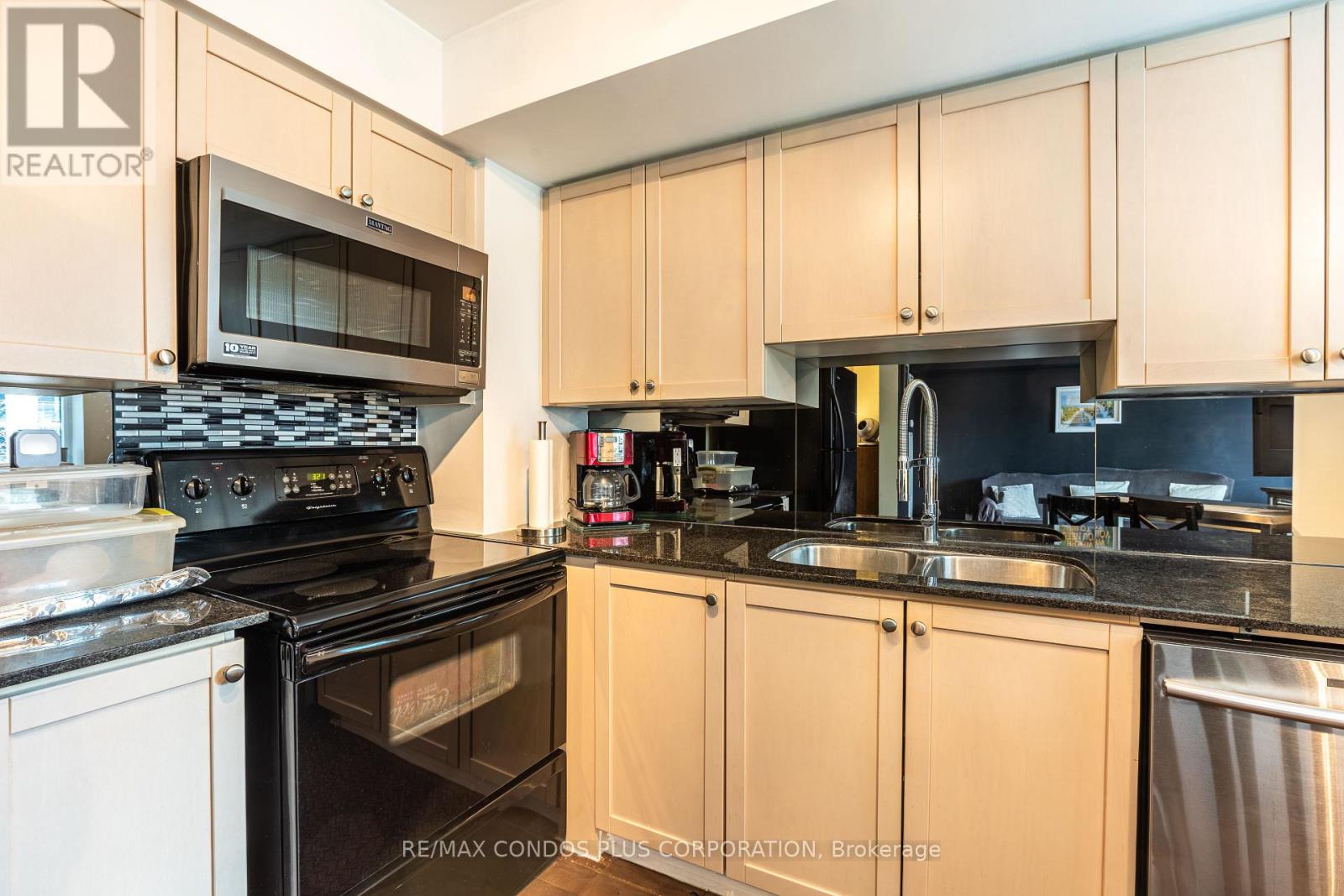 317 - 2119 Lake Shore Boulevard W, Toronto, Ontario M8V 4E8 - Photo 12 - W13138836