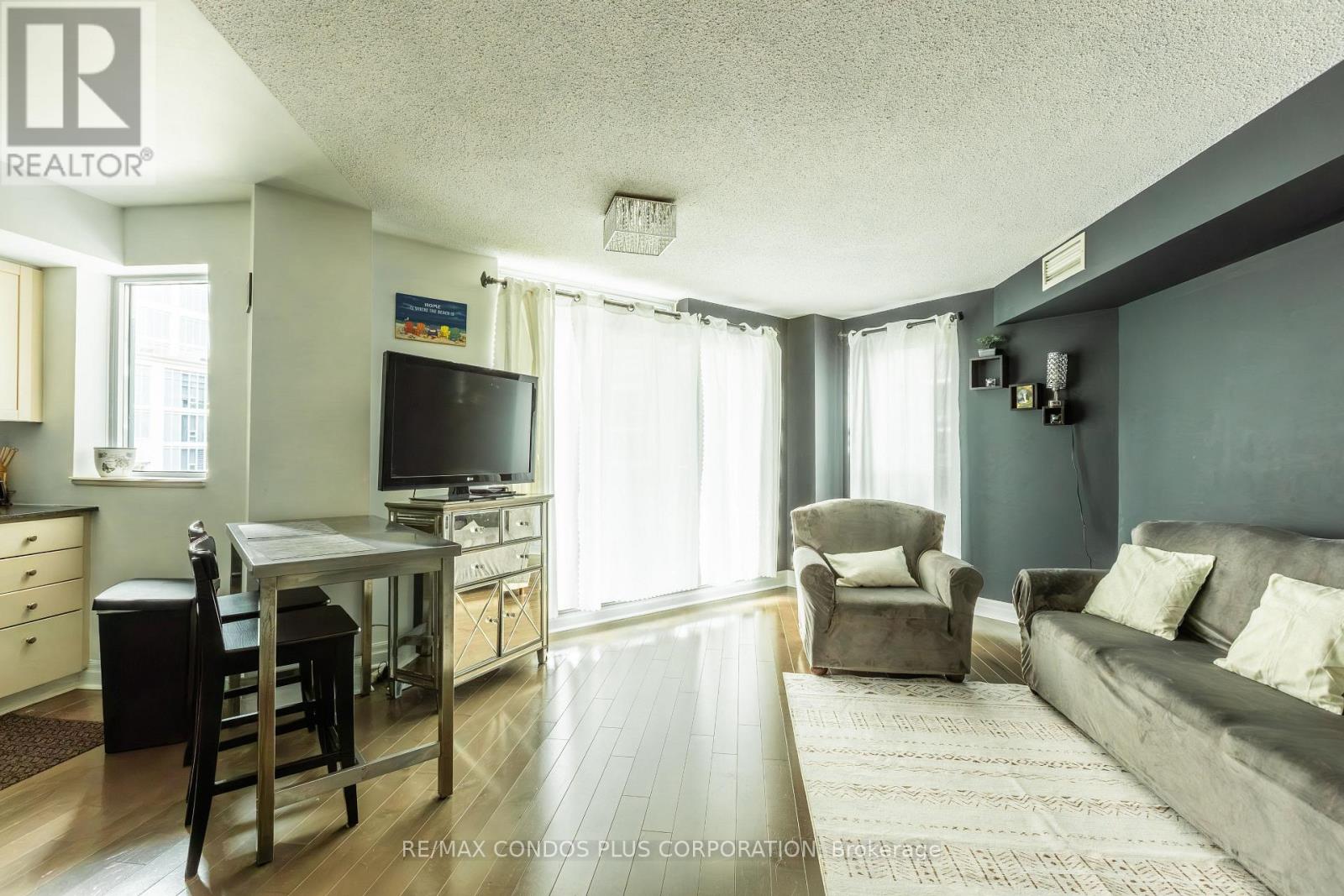 317 - 2119 Lake Shore Boulevard W, Toronto, Ontario M8V 4E8 - Photo 6 - W13138836