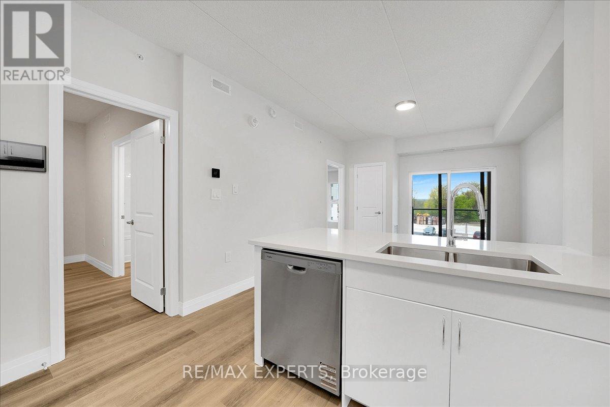 302 - 6415 Regional Rd 25, Milton, Ontario  L9T 8R2 - Photo 7 - W13146852