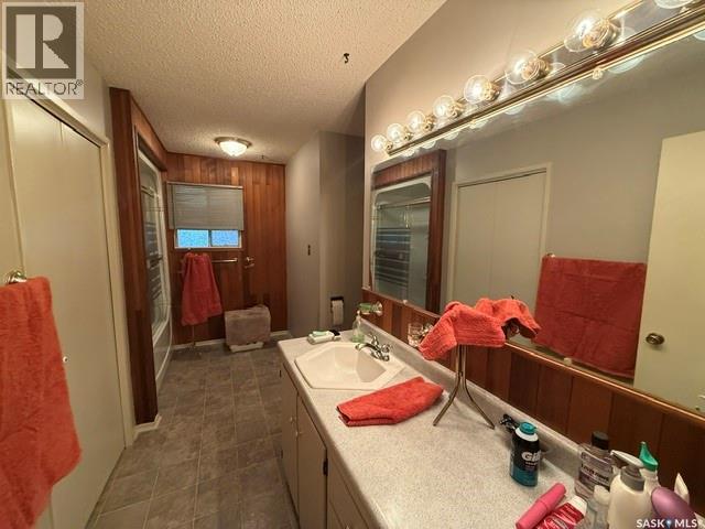 234 Saskatchewan Street E, Kamsack, Saskatchewan  S0A 1S0 - Photo 15 - SK036464