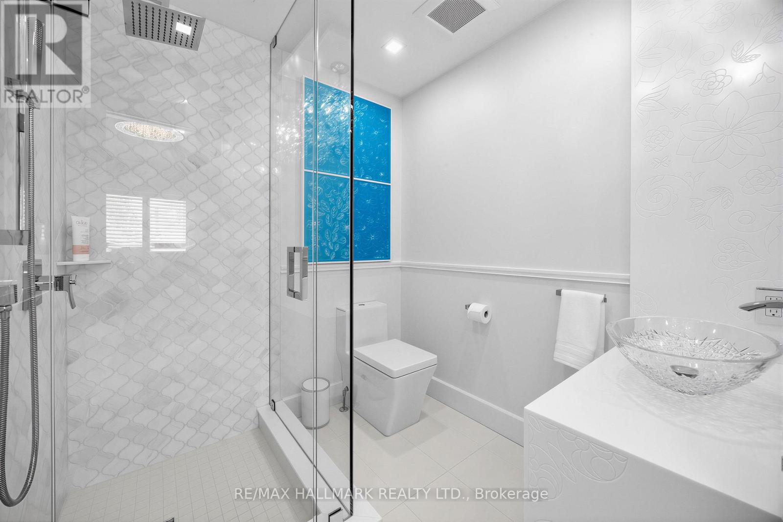 86 Binswood Avenue, Toronto, Ontario  M4C 3N9 - Photo 25 - E13129664