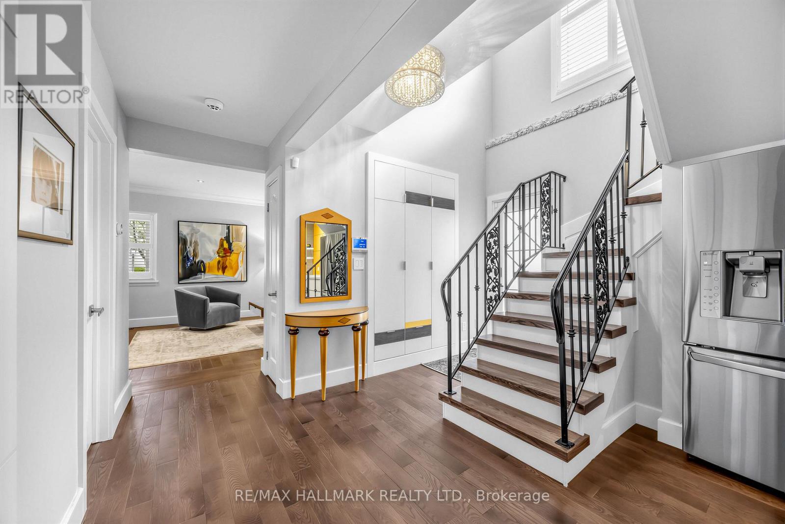 86 Binswood Avenue, Toronto, Ontario  M4C 3N9 - Photo 6 - E13129664