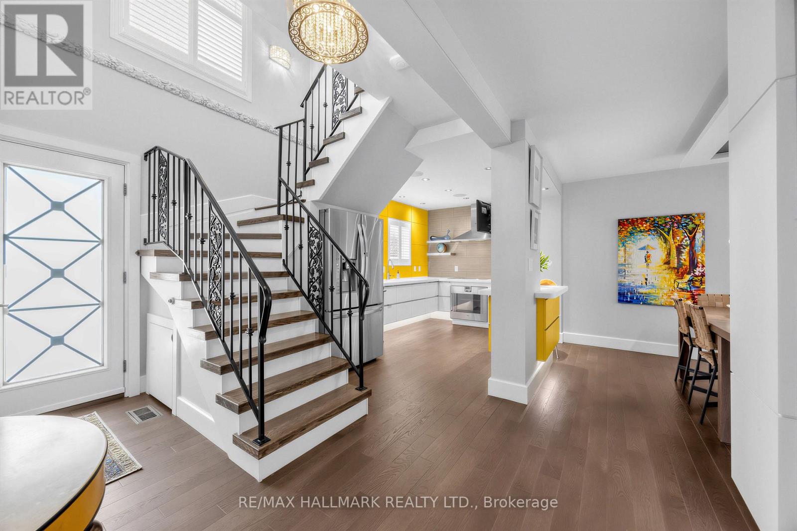 86 Binswood Avenue, Toronto, Ontario  M4C 3N9 - Photo 5 - E13129664