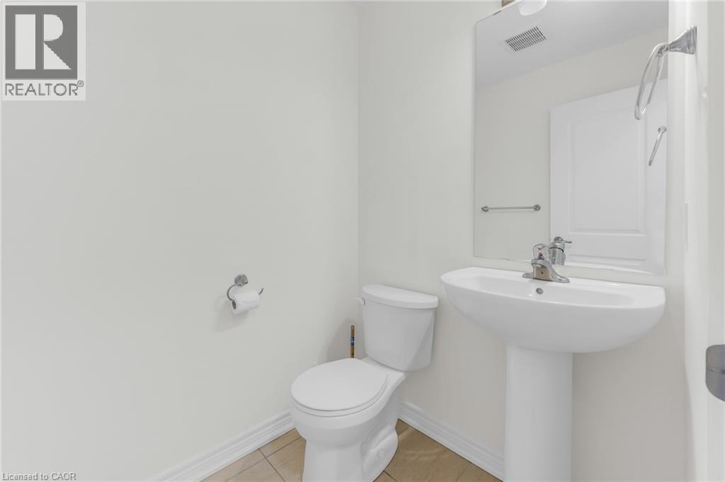 123 Sycamore Street, Welland, Ontario  L3C 0H9 - Photo 7 - 40828909