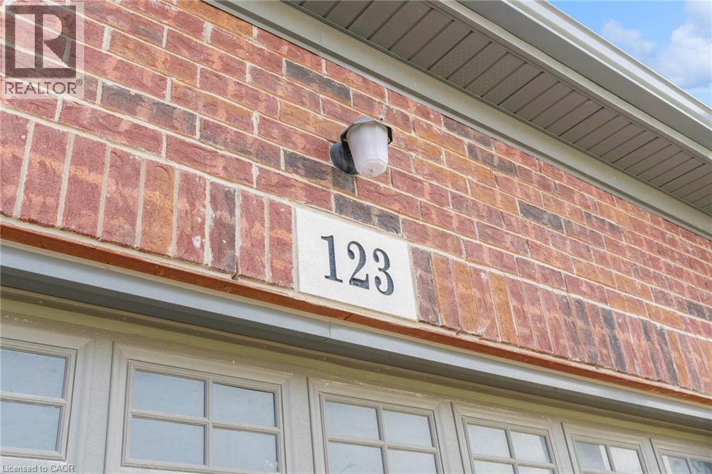 123 Sycamore Street, Welland, Ontario  L3C 0H9 - Photo 38 - 40828909
