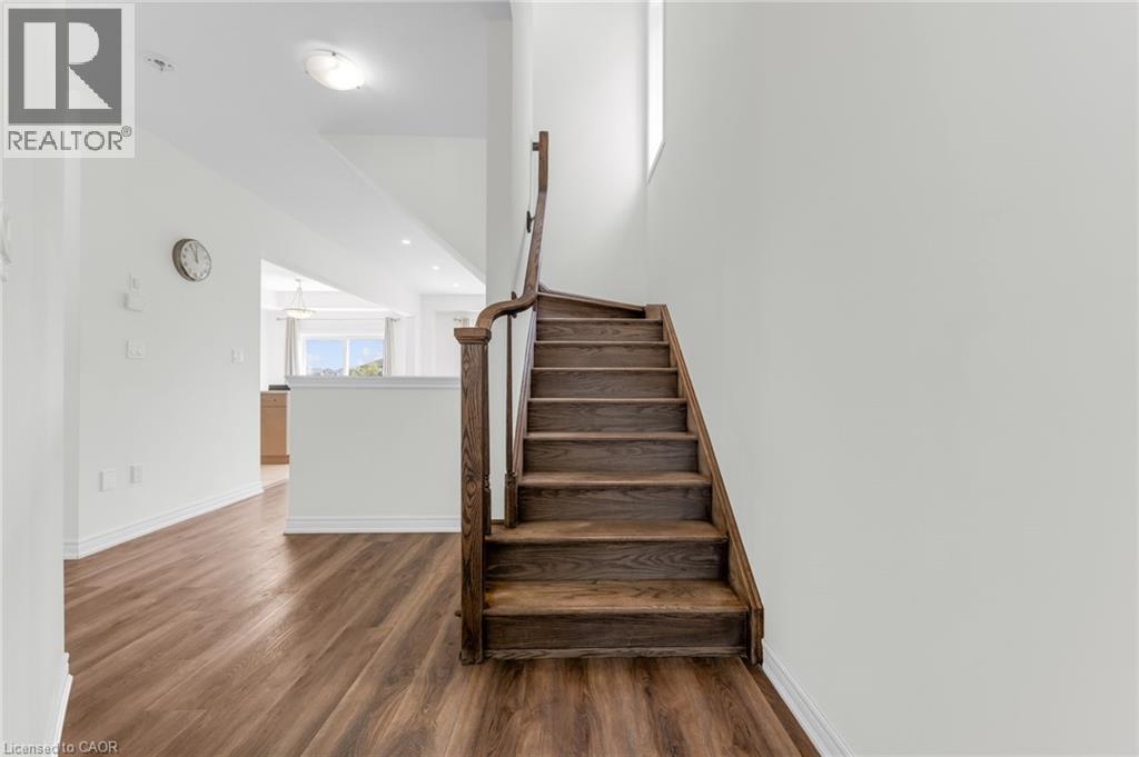 123 Sycamore Street, Welland, Ontario  L3C 0H9 - Photo 6 - 40828909