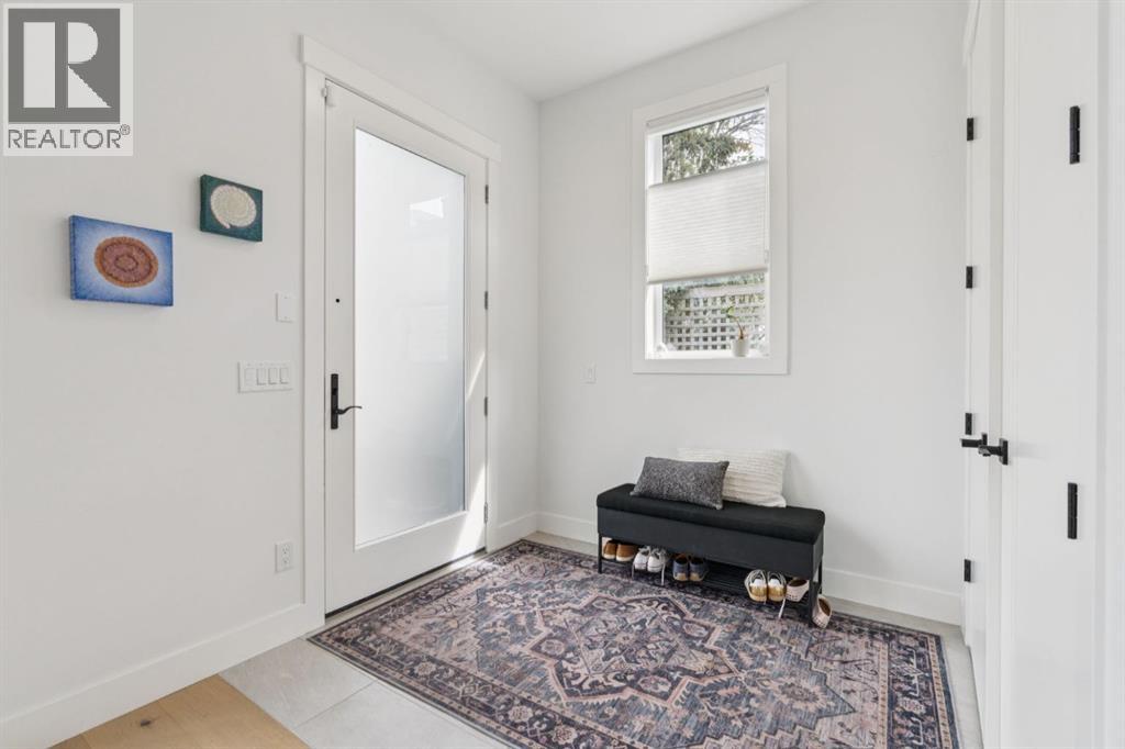 2819 36 Street SW, Calgary, Alberta  T3E 2Z9 - Photo 4 - A2307300
