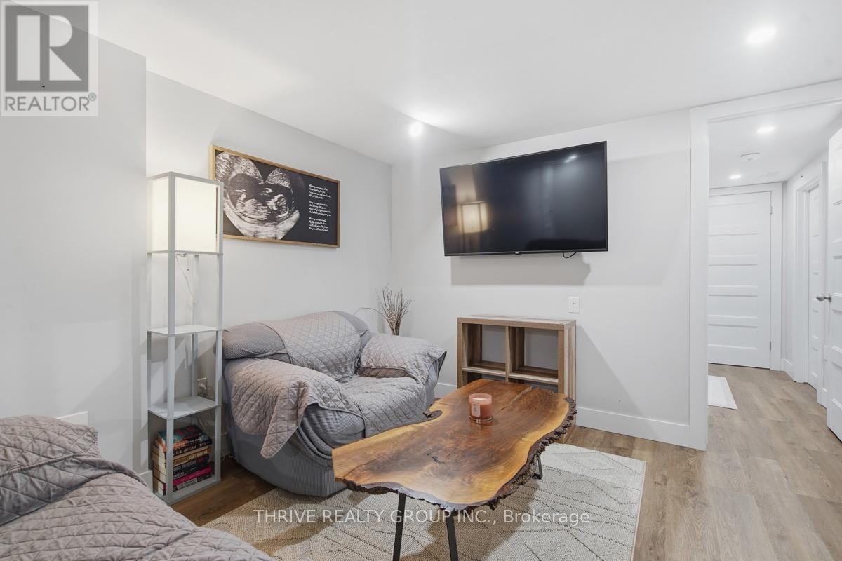 329 Strathroyal Avenue, Strathroy-Caradoc, Ontario  N7G 3G5 - Photo 27 - X13146940