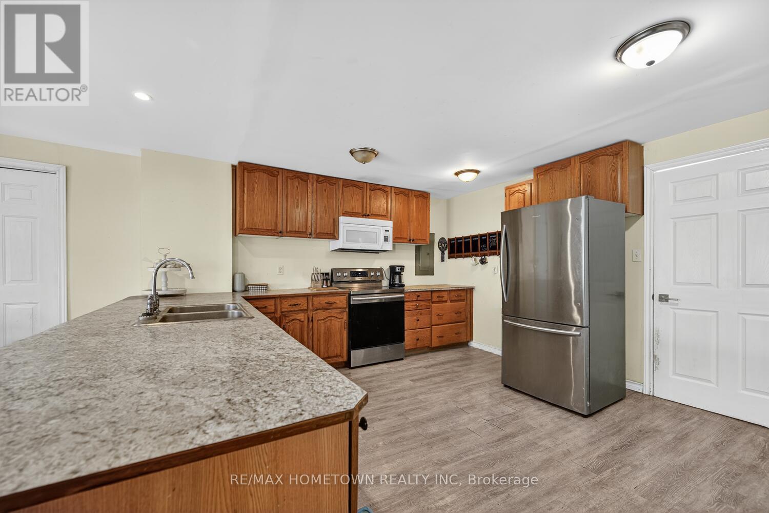 24 William Street, Edwardsburgh/cardinal, Ontario  K0E 1E0 - Photo 17 - X12782514