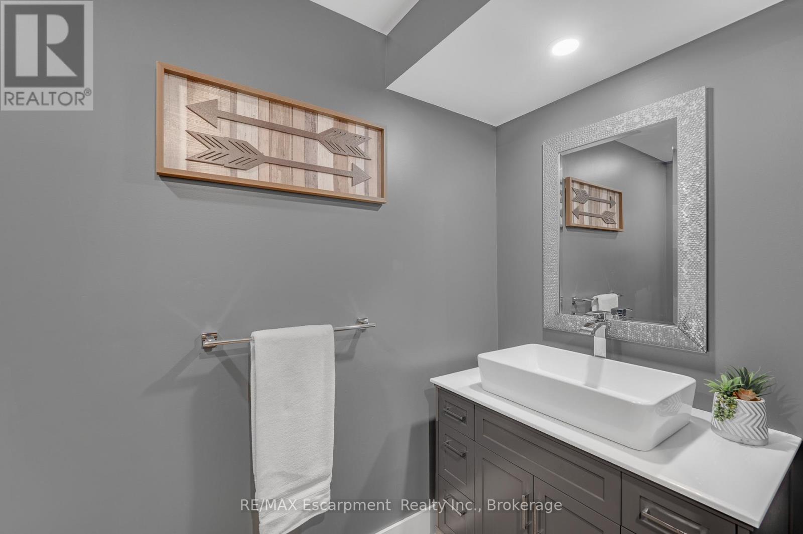 2092 Highway 6, Hamilton, Ontario  N0B 2J0 - Photo 14 - X13146860